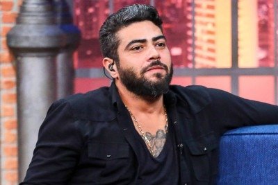 Por recomendação médica, Henrique ficará afastado das atividades até 8 de julho  -  (crédito: 21.set.2023/Lourival Ribeiro/Divulgação/SBT)