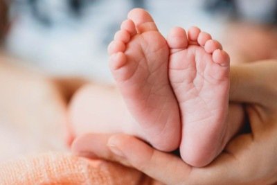 Bebê nasceu na Ponte da Amizade, na tríplice fronteira -  (crédito: FreePik)