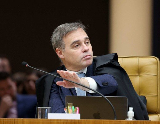 Segundo interlocutores, Mendonça avalia manter no STF a investigação que envolve Lulinha -  (crédito: Luiz Silveira/STF)