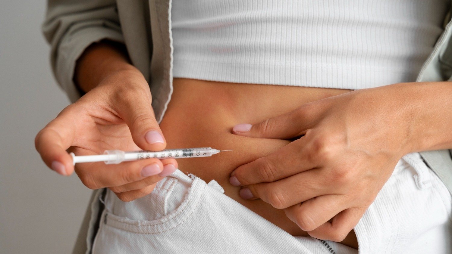 Canetas de semaglutida ficam até 50% mais baratas com programa da Eurofarma
