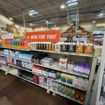 Varejo brasileiro amplia busca por marcas CPG emergentes  - DINO