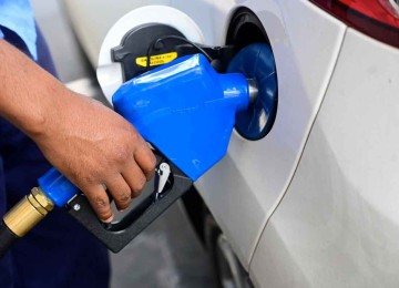 Preços da gasolina, do diesel e do etanol registraram, na média, redução nos preços em junho -  (crédito: Leandro Couri/EM/D.A.Press – 23/10/25)