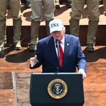 Trump faz piada sobre 'ménage à trois' com os próprios filhos - AFP
