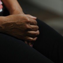 Homem afoga irmã em tambor e a espanca por causa de carregador na Grande BH -  Gladyston Rodrigues/EM/D.A Press