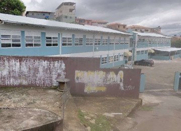 O caso ocorreu durante uma festa junina na Escola Municipal Dom Oscar de Oliveira -  (crédito: Reprodução/Google StreetView)
