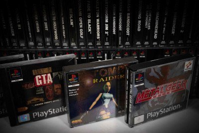 A Sony encerra a era dos discos em 2028. Após liderar o mercado de mídias físicas por 3 décadas, a marca passará a lançar jogos apenas em formato digital. -  (crédito: LOU BENOIST)