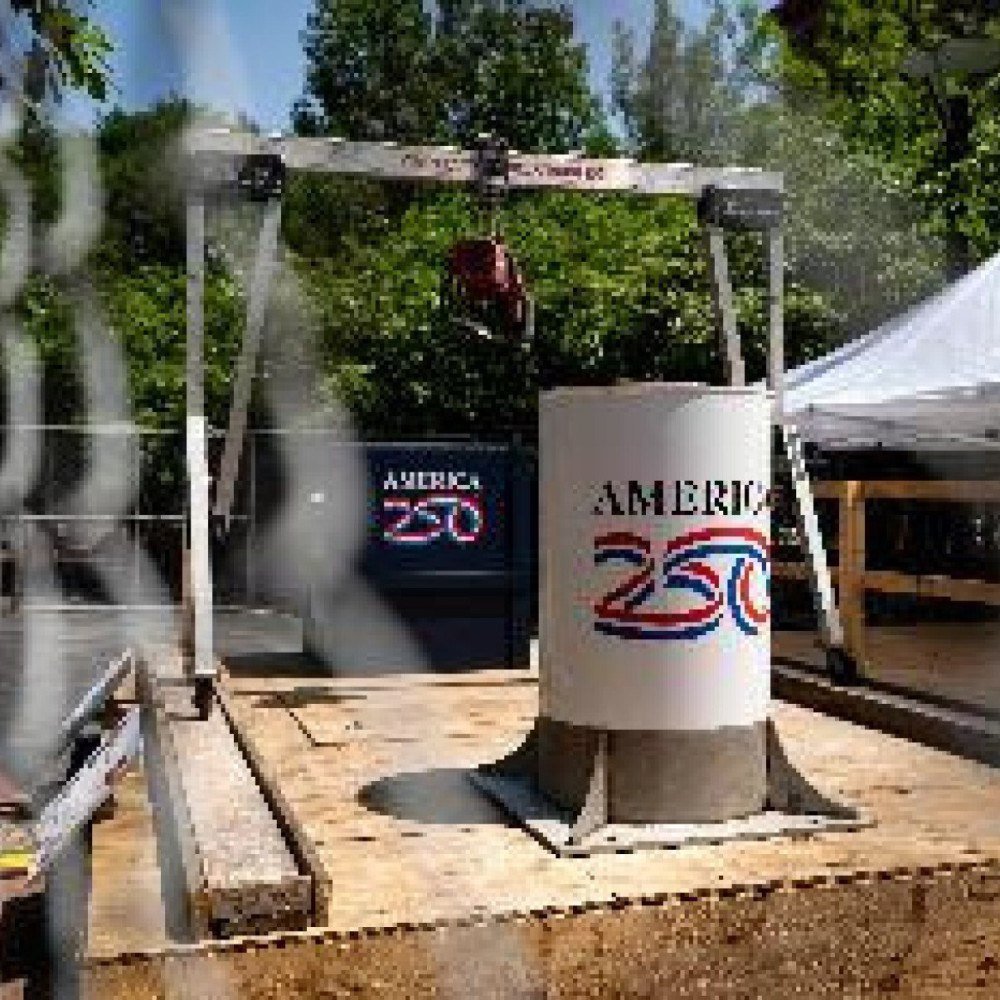 EUA enterram cápsula do tempo pelos 250 anos da independência