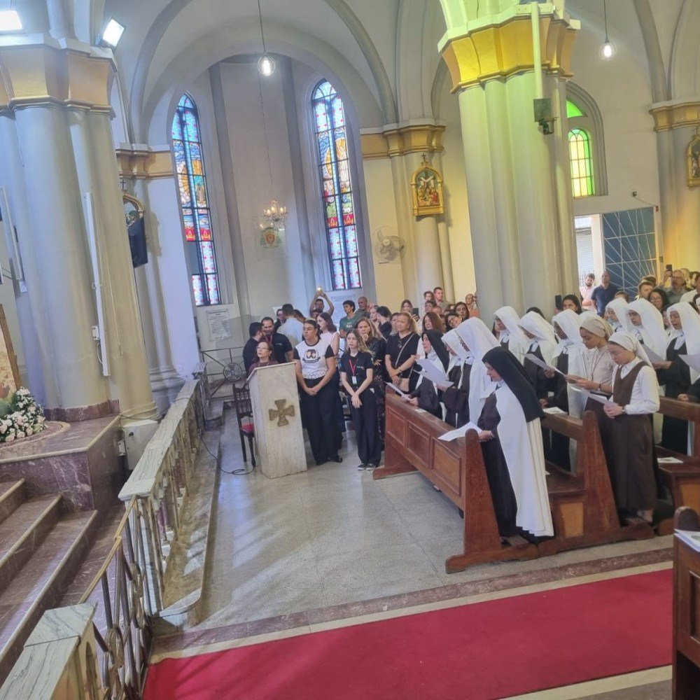 Aberto processo de beatificação de Madre Angélica, Serva de Deus
