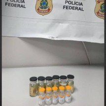 PF prende mulher com anabolizantes e remédios para emagrecer em aeroporto - Tupi