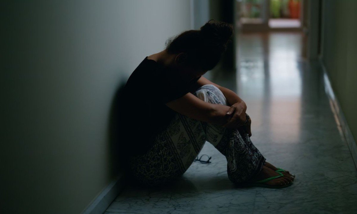 Como lidar com o trauma de testemunhar um ato de violência extrema - Freepik