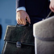 Em SP, 60% das vagas de estágio em Direito exigem prática - DINO