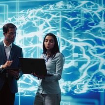 O futuro do trabalho exige empresas mais inteligentes sobre as pessoas - DINO
