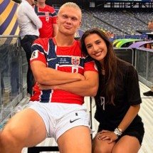 Namorada de Haaland vibra após eliminação do Brasil: 'Loucura' - Redes sociais