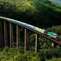 A delícia do balanço do trem entre as montanhas de Minas - Vale/Divulgação