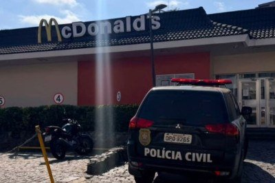 Perícia da Polícia Civil foi acionada e compareceu ao local  -  (crédito: TV Alterosa / Reprodução)