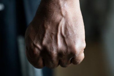 O agressor ainda não foi localizado -  (crédito: Reprodução/Freepik )