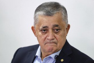 Ministro de Lula prega campanha ‘mais radicalizada’ da história do PT