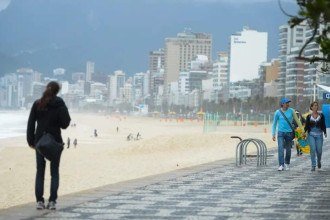 5 sintomas que a frente fria pode causar no seu corpo, segundo especialistas