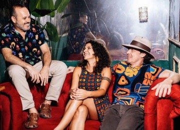 O trio de forró Manacá da Serra vai fazer show domingo, no Espaço Montê, para lançar seu novo trabalho -  (crédito: Julia Dias/Divulgação)