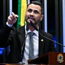 Cleitinho diz que recebeu oferta em dinheiro para não disputar o governo - Waldemir Barreto/Agência Senado