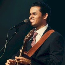 Rafael Oliveira disponibiliza 'Como Explicar?' do DVD 'Ao Vivo' gravado em  - Divulgação