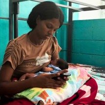 Bebê nasce entre escombros do duplo terremoto que abalou a Venezuela - Paula Ramon/AFP