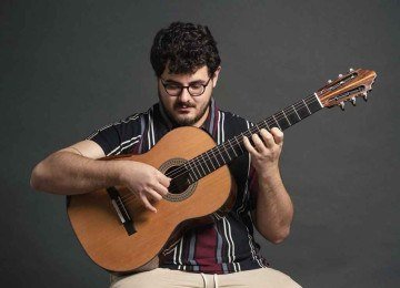 Octávio Deluchi destaca o violão brasileiro em seu segundo álbum, lançamento da Kuarup -  (crédito: Drew Bordeaux/divulgação)