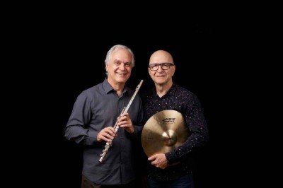 Mauro Rodrigues e Lincoln Cheib, que tocavam juntos nos anos 1980, voltam a dividir o palco, a convite da Orquestra Ouro Preto -  (crédito: Orquestra Ouro Preto/Divulgação)