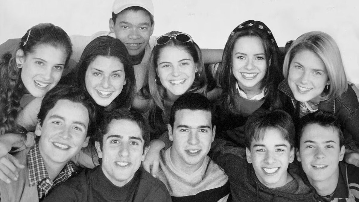 Atores e atrizes que fizeram parte do elenco de "Sandy &amp; Junior" e marcaram uma gera&ccedil;&atilde;o na televis&atilde;o brasileira -  (crédito: Globo/Divulga&ccedil;&atilde;o)
