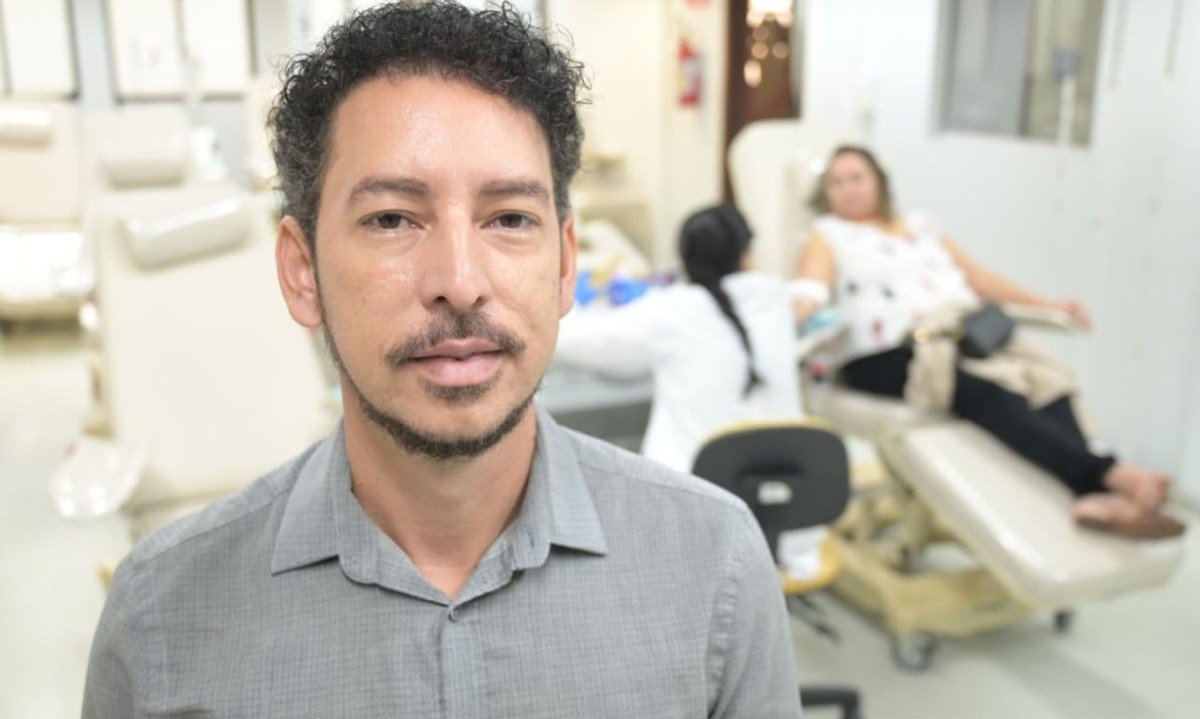 Analista de captação e cadastro da Fundação Hemominas, Thiago Sindeaux reforça: 