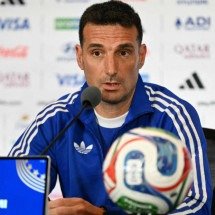 Técnico da Argentina reage a acusações: ‘Tem gente que não quer que ganhemos’ - No Ataque Internacional