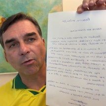 Carta de Bolsonaro expõe tentativa de estancar racha no PL - Reprodução/Youtube Flávio Bolsonaro