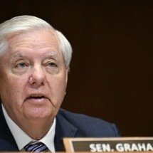 Morre aos 71 anos o senador Lindsey Graham, um dos principais aliados de Trump -  Jim WATSON / AFP