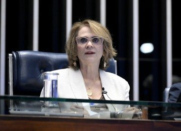Damares iria contribuir com área de direitos humanos do programa -  (crédito: Carlos Moura/Agência Senado)