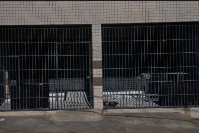 Adega na Vila Filad&eacute;lfia, em Betim, onde ocorreu a briga depois de atirador ser expulso -  (crédito: Reprodu&ccedil;&atilde;o Google StreetView)