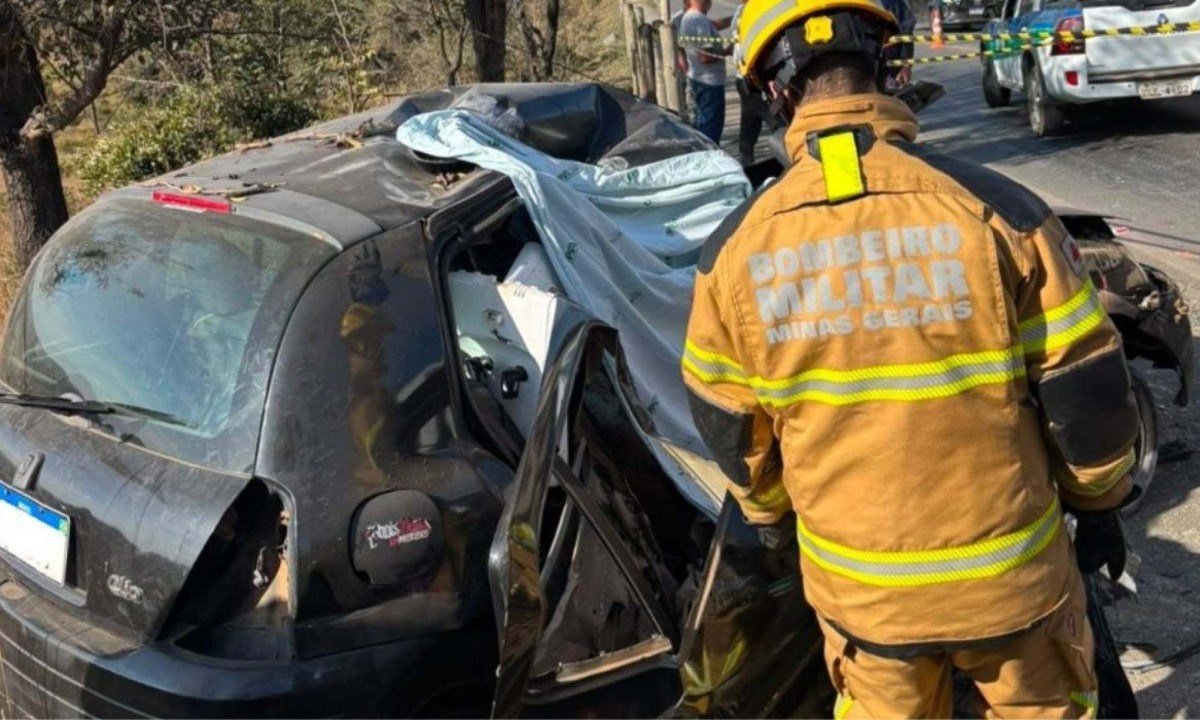 Grande BH: acidente de carro mata duas pessoas