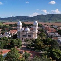 Idosa de 79 anos é morta em fazenda; caseiro e companheira dele são presos - Prefeitura Municipal de S&atilde;o Jo&atilde;o Batista do Gl&oacute;ria/Divulga&ccedil;&atilde;o