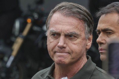 PT guarda para a campanha informações sobre filme de Jair Bolsonaro -  (crédito: Foto: Fabio Rodrigues-Pozzebom/Agência Brasil)