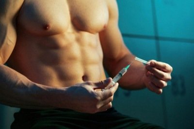 Problema está no uso abusivo e não terapêutico, especialmente quando motivado por estética, pressão corporal, performance ou busca rápida por massa muscular -  (crédito: Magnific)