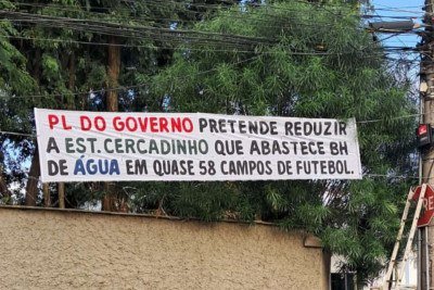 Em cartazes, moradores protestam contra projeto de lei do governo -  (crédito: Reprodução/Redes sociais)