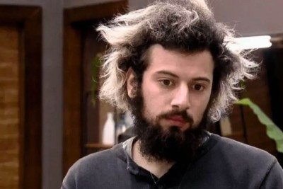 Cartolouco é acusado de agredir ex-namorada -  (crédito: A Fazenda / reprodução)