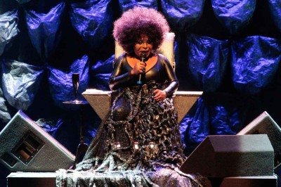 Elza Soares levou as can&ccedil;&otilde;es de 'A mulher do fim do mundo' ao projeto Inverno das Artes, no Pal&aacute;cio das Artes, em setembro de 2017
 -  (crédito: Paulo Lacerda/FCS)