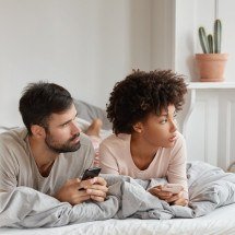 Casal distante? 15 minutos por dia podem ajudar a recuperar conexão - Magnific/Banco de Imagem
