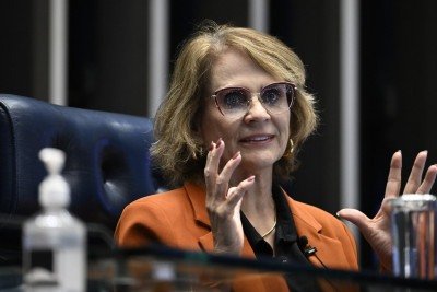 A senadora Damares Alves afirmou, em plenário, que a ‘direita é um exército que deixa para trás seus soldados’     -  (crédito: Carlos Moura/Agência Senado)