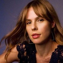 Entre a vulnerabilidade e o recomeço, Karla Hill lança o EP 'Luz Acesa' - Nicolle Krüger