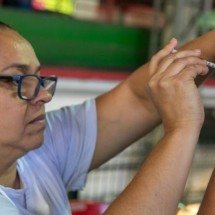 Prefeitura realiza vacinação contra gripe no Shopping Cidade nesta sexta - PBH/ Divulgação