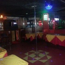 Homem é preso depois de contratar programa de R$ 1 mil e não pagar em BH - Facebook Enigma Scotch Bar/Reprodução