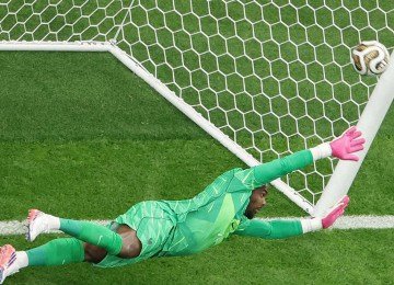 As partidas foram inundadas por sensores capazes de detectar toques que o olho humano do juíz jamais perceberia no calor do momento -  (crédito: Aric Becker / AFP)