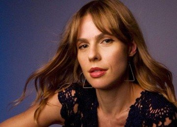 Entre a vulnerabilidade e o recomeço, Karla Hill lança o EP 