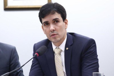 O deputado federal Euclydes Pettersen é um dos 48 indiciados pela Polícia Federal em investigação de fraude no Instituto Nacional do Seguro Social (INSS). 
 -  (crédito: Vinicius Loures/Câmara dos Deputados)